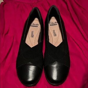 Clarks Women's Black Shoes with Cushioned Insole